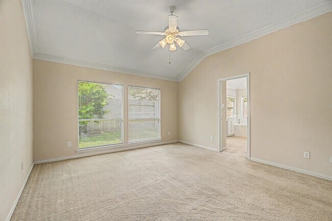 Building Photo - 16011 Belleshire Glen Ln