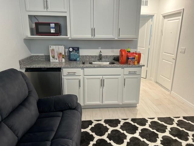 Building Photo - 5000 Armina Pl