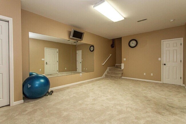 Building Photo - Farragut 37934 -  3 bedroom, 2.5 bath home...