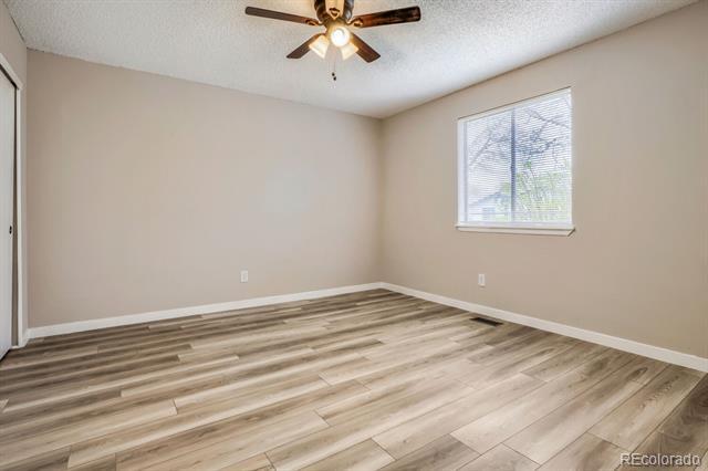 Building Photo - 11962 E Maple Ave