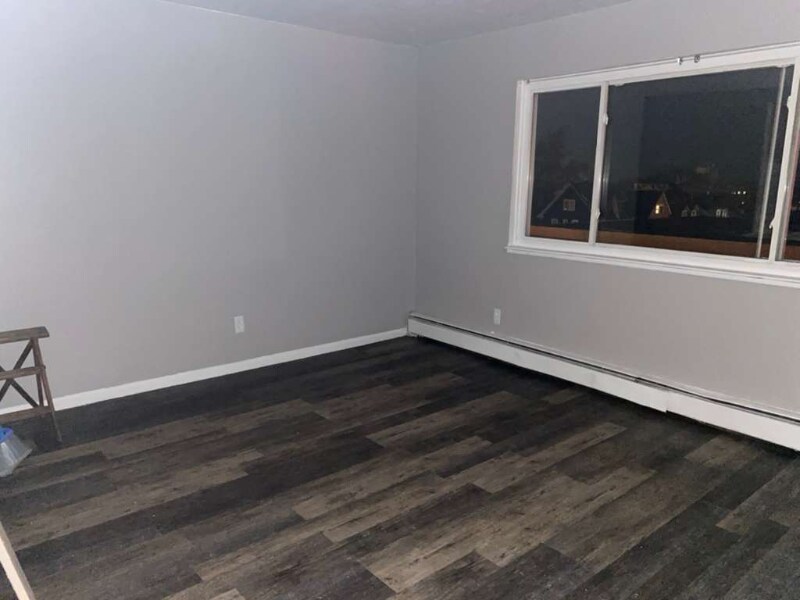 Building Photo - 1885 N Taylor Rd