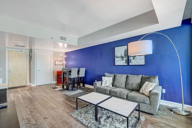 Building Photo - Sky Las Vegas 1205- Stunning Fully Furnish...