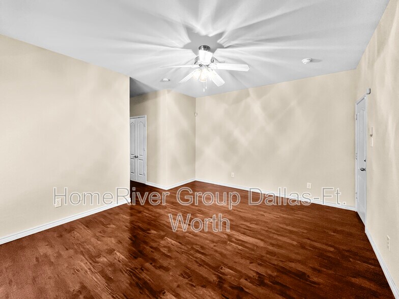 Building Photo - 6876 Livorno Ln