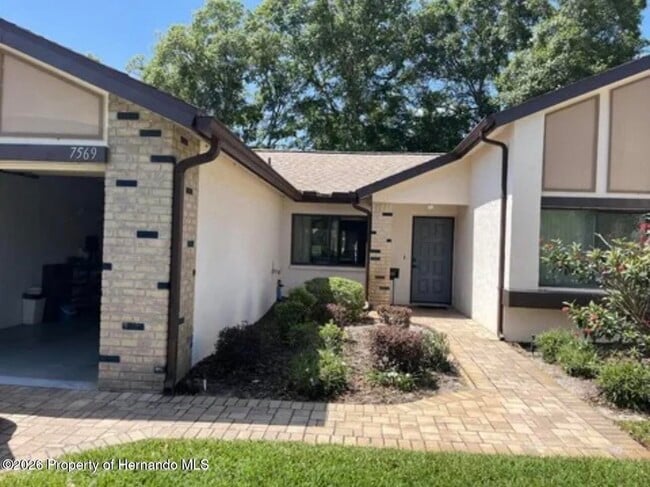 Building Photo - 7569 Heather Walk Dr