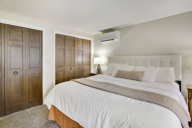 Building Photo - 1908 Pawnee Dr