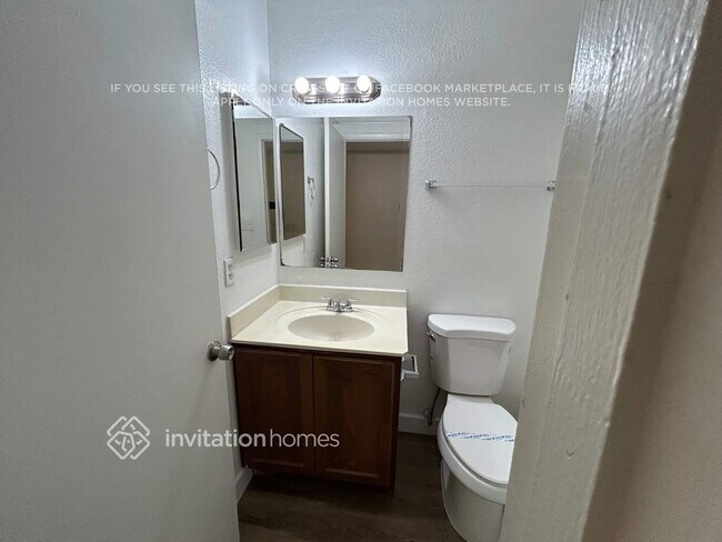 Building Photo - 7129 W Merrell St