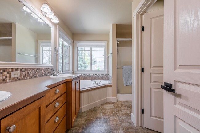 Building Photo - Stunningly Upgraded 4-Bedroom Home in Prime Eagle Location