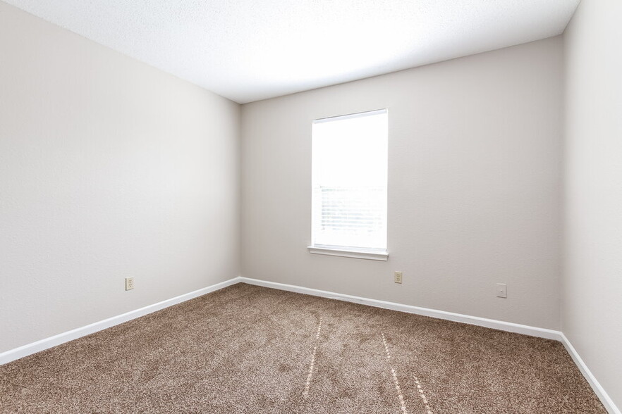 Building Photo - 4362 Fullwood Ct