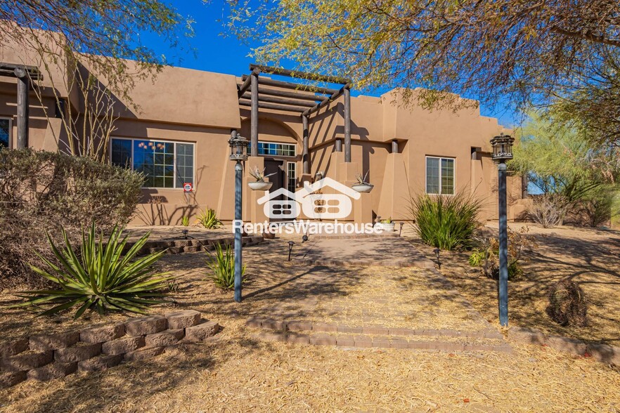 Building Photo - 6128 E Duane Ln