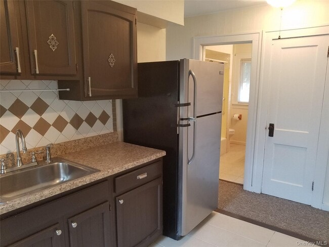 Building Photo - 50 Mountain View Ave