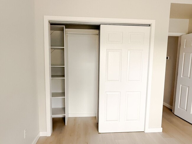 Building Photo - 229 Cothran Rd