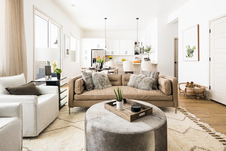 Primary Photo - Marigold Ranch at San Tan Village