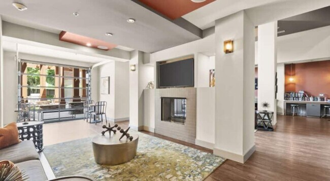 Building Photo - 220 Ponce De Leon Pl