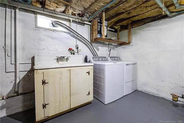 Building Photo - 22 Fern St