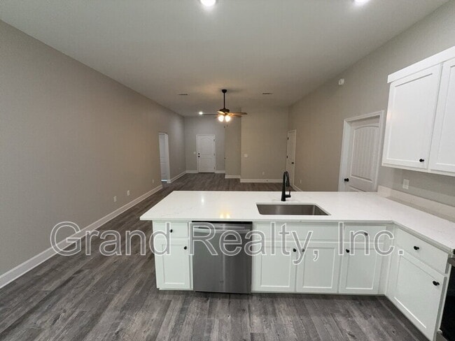 Building Photo - 4880 E Spencer Field Rd