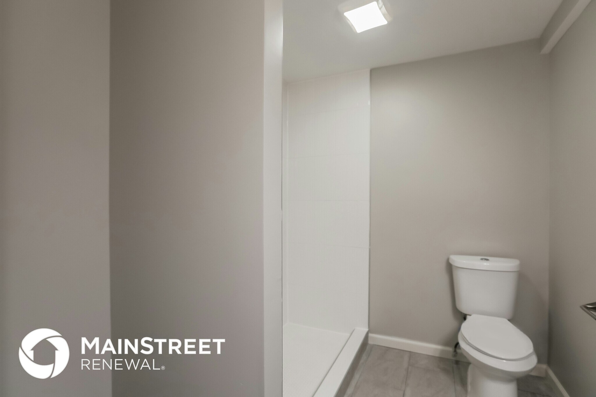 Building Photo - 7712 Oak St