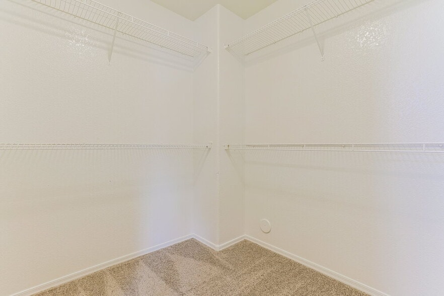 Building Photo - 6312 S Nash Way