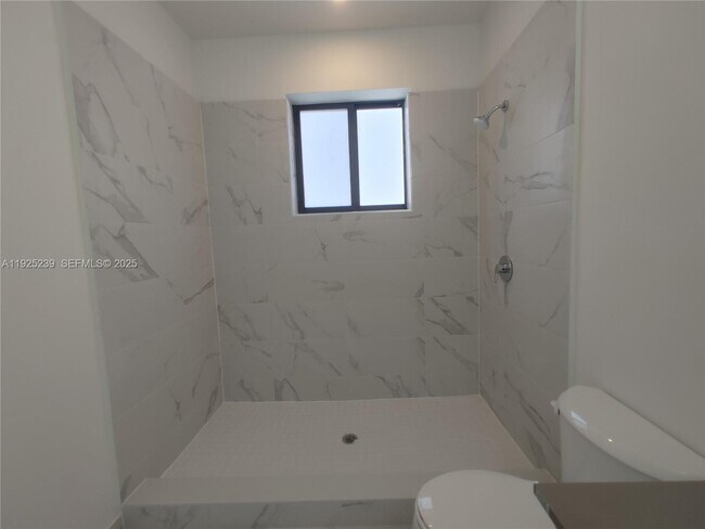 Building Photo - 34513 SW 191st Ave