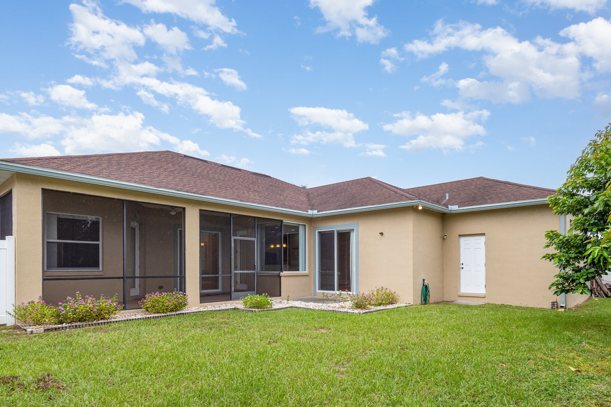 Building Photo - 3827 Alamanda Hills Ln