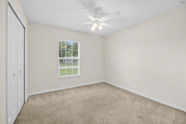 Building Photo - 8736 98th Ct