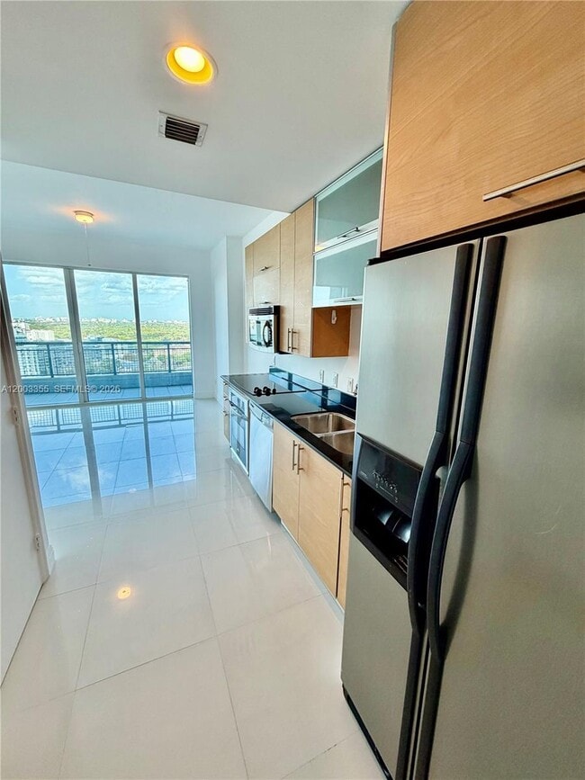 Building Photo - 60 SW 13th St