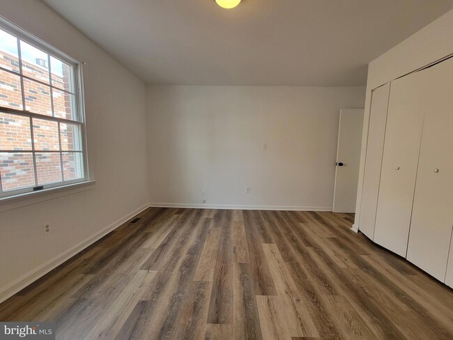 Building Photo - 1727 Fitzwater St