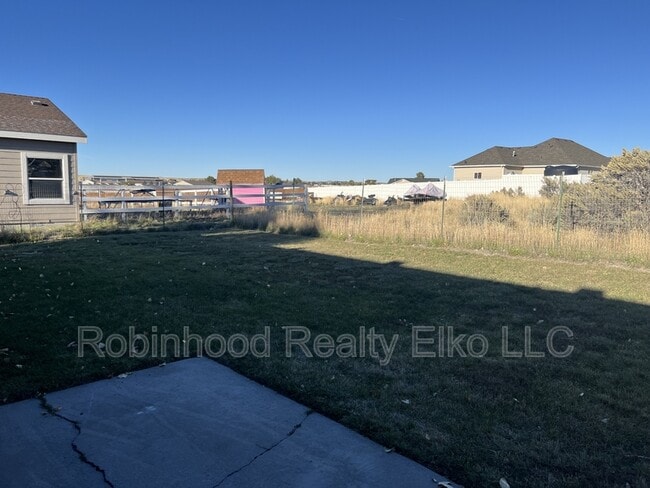 Building Photo - 358 Parkchester Dr