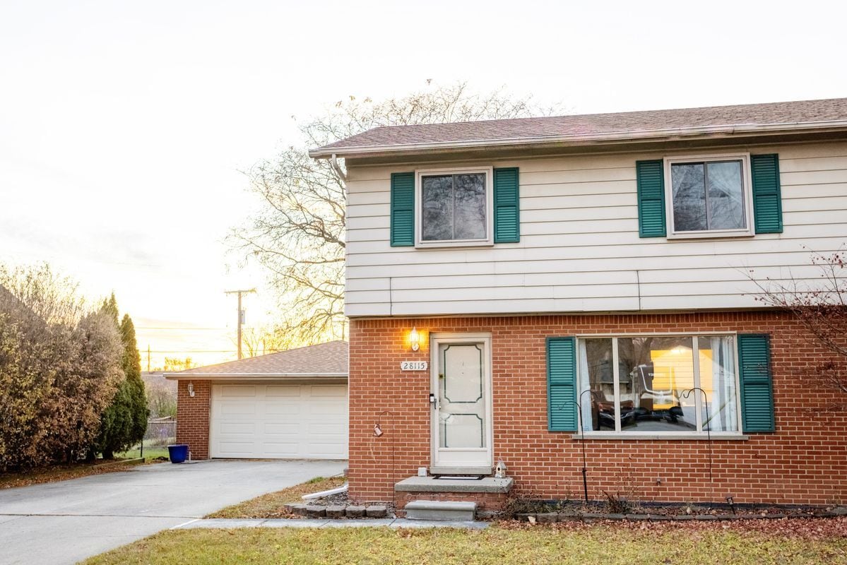 Building Photo - 28115 Little Mack Ave