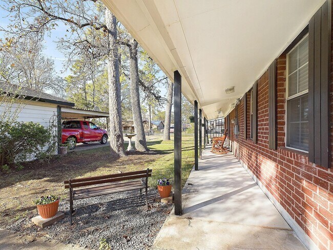 Building Photo - 2814 Balmorhea Ave