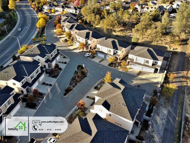 Building Photo - 1353 Browning Street