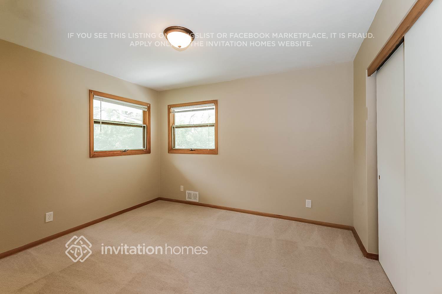 Building Photo - 2743 Farrington St