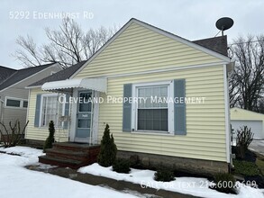 Building Photo - Cozy Lyndhurst Bungalow