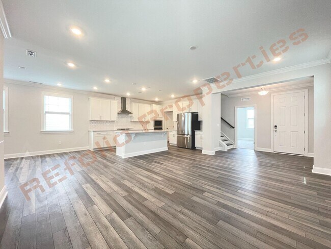 Building Photo - 105 Moraine Ct