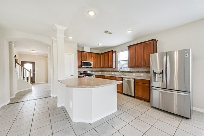 Building Photo - 2601 Hewn Rock Way