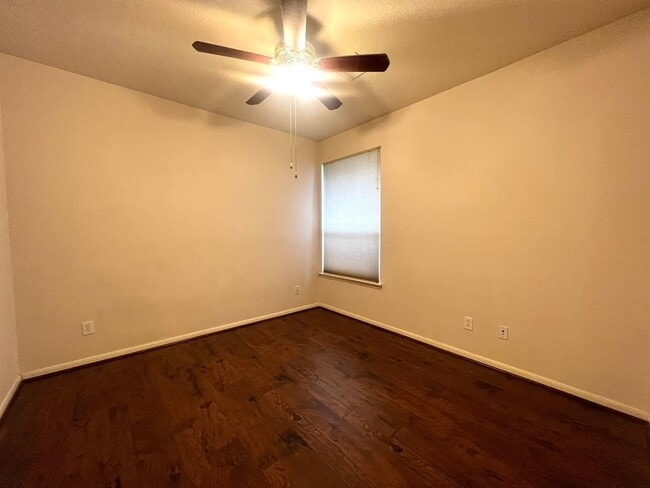 Building Photo - 6302 Richland Hills Dr