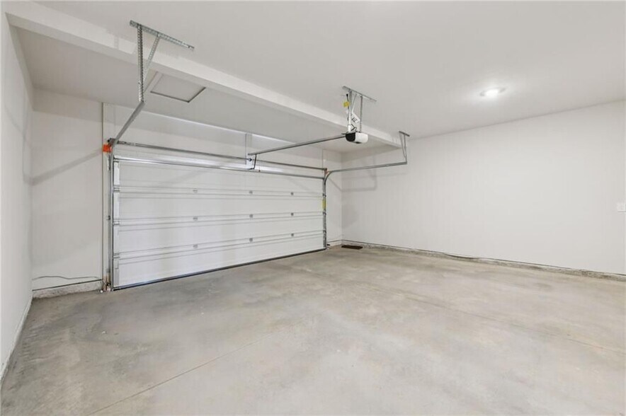 Building Photo - 2968 Sweet Red Cir