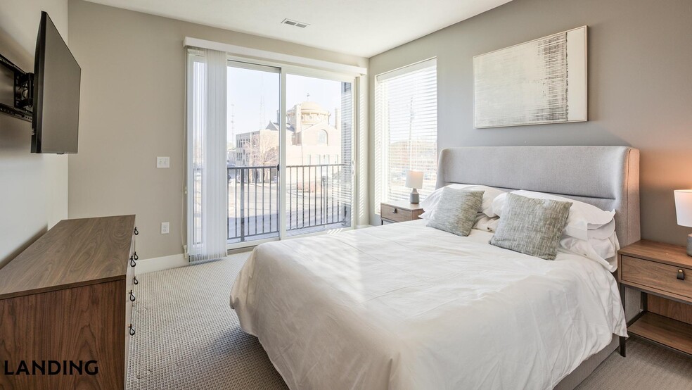 Building Photo - 2851 Maingate Village Cir