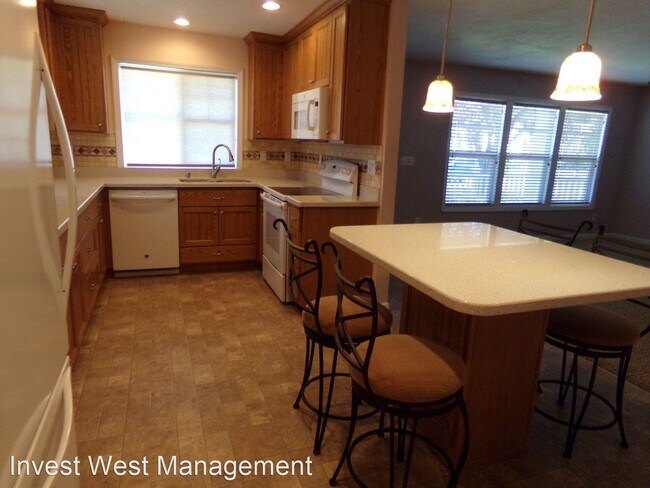 Building Photo - 2 br, 1 bath House - 2645 Field St