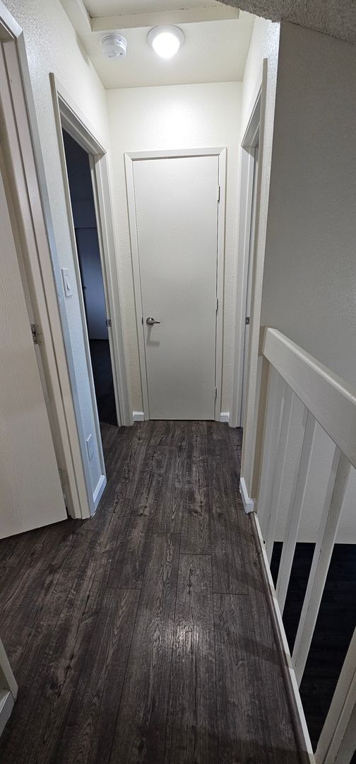 Building Photo - 2 bedroom 1.5 bath TownHome For Rent, North Reno