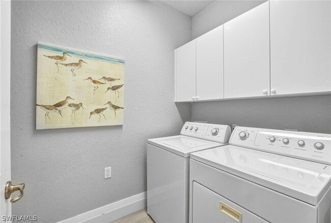 Building Photo - 9041 Whimbrel Watch Ln