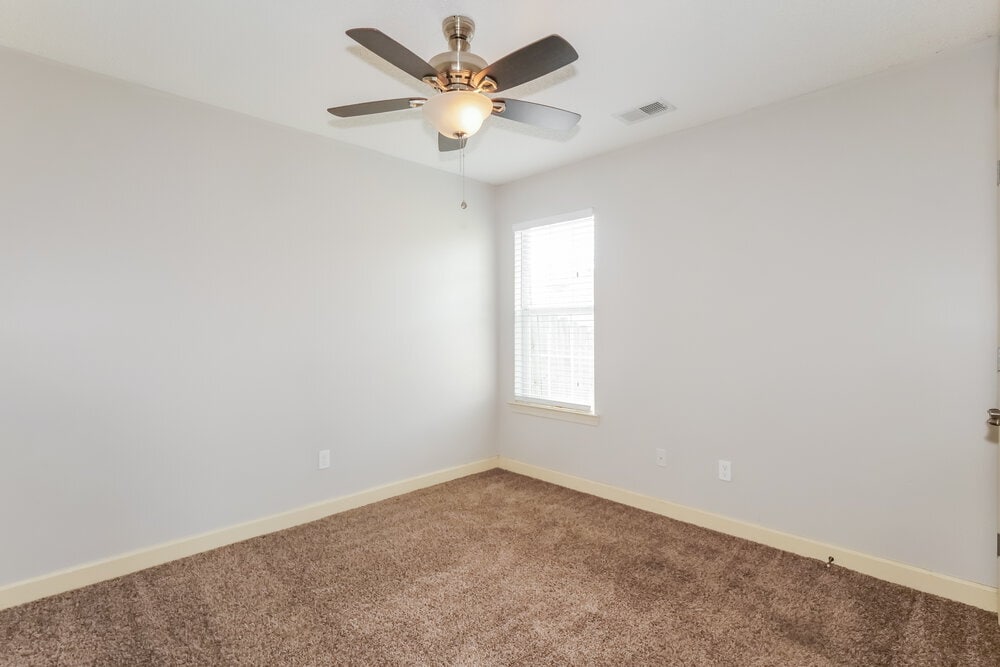 Building Photo - 3835 Farm Pond Cove W