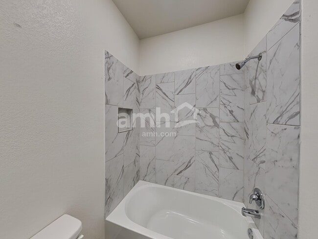 Building Photo - 1246 Treeta Trail