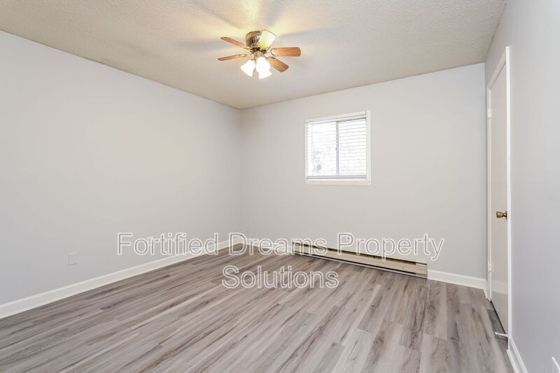 Building Photo - 4368 Ogburn Ave