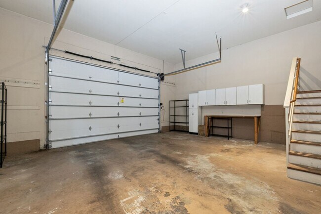 Building Photo - 10612 NE 154th Pl