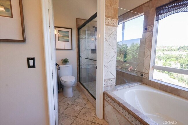 Building Photo - 28462 La Plumosa