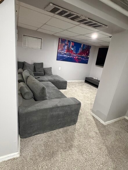 Building Photo - 32 Danforth Ave