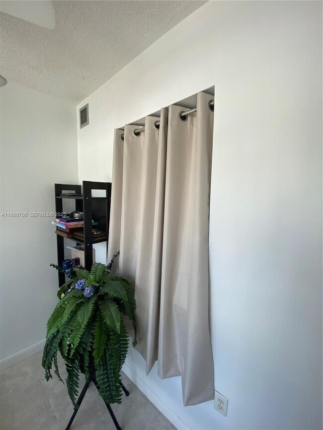 Building Photo - 200 177th Dr