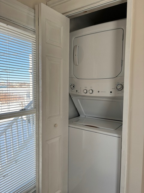 Unit 1 - washer/dryer - 381 Broadway