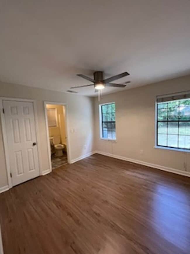 Building Photo - Fantastic Home - James Island