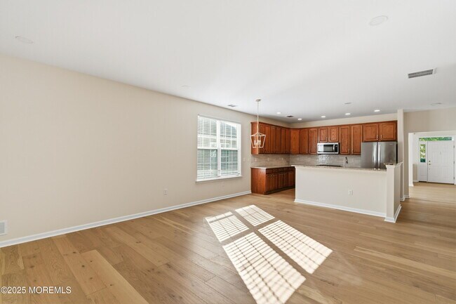 Building Photo - 225 Mirage Blvd